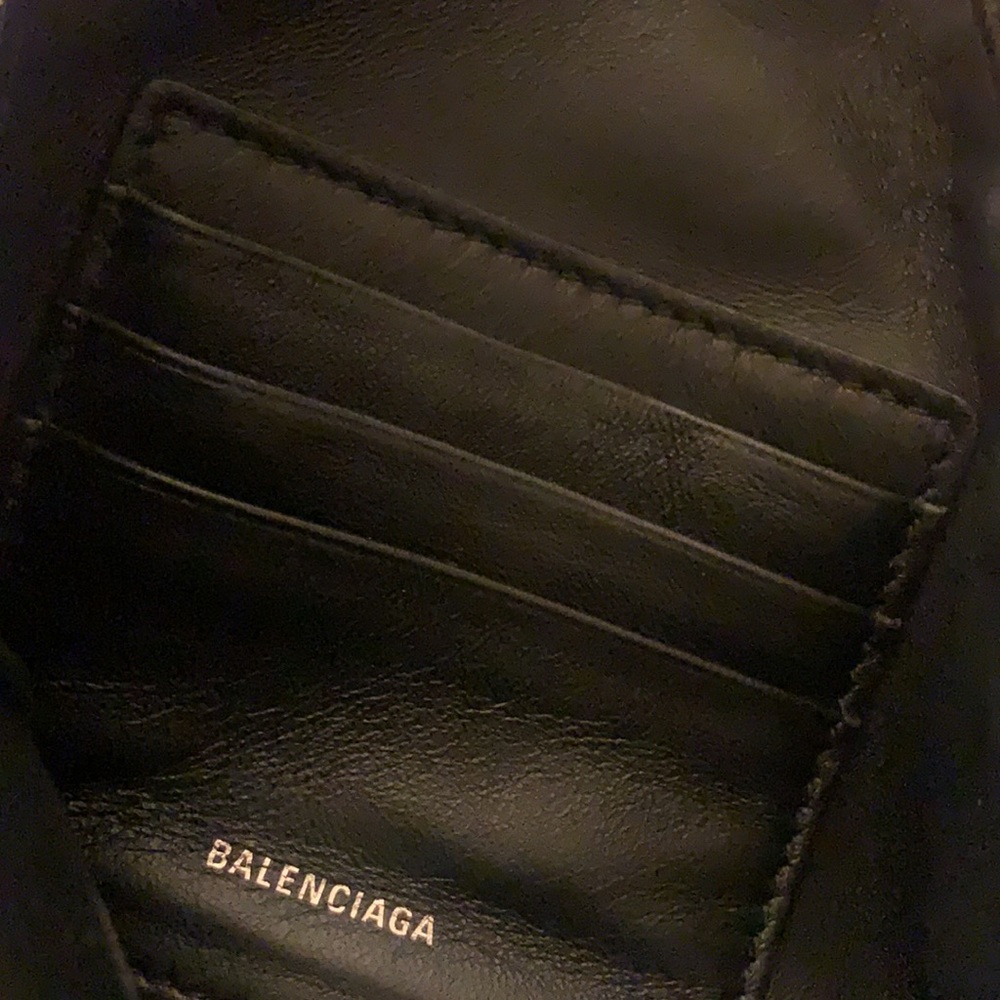 Authentic Balenciaga Triangle clutch - Picture 3 of 7